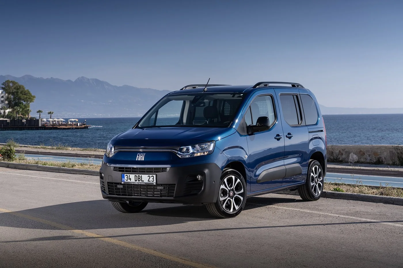 Fiat Doblo hafif ticari kurumsal araç kiralama